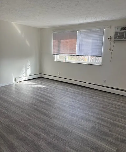 2324 Iroll Ave #5 — Photo 1