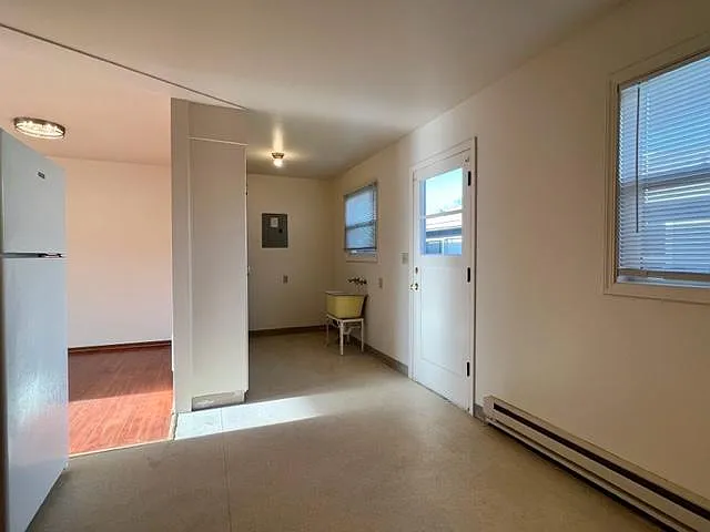 901 W 11th St — Photo 5