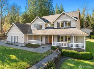 11007 W Lake Joy Dr NE, Carnation, WA