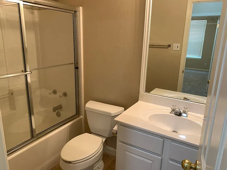 947 River Rock — Photo 25
