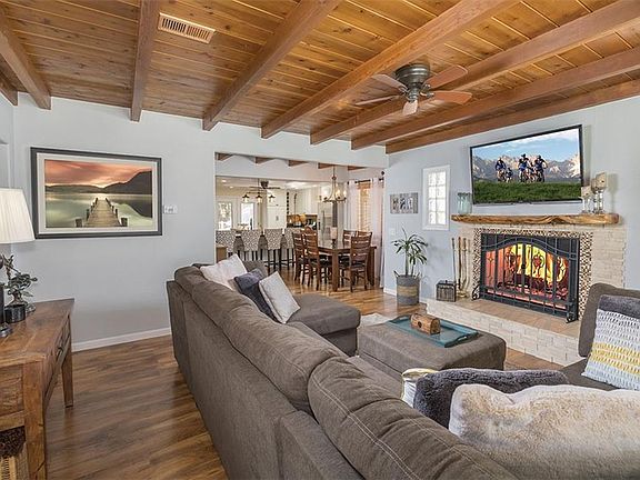 5th image of 525 Garrick Way