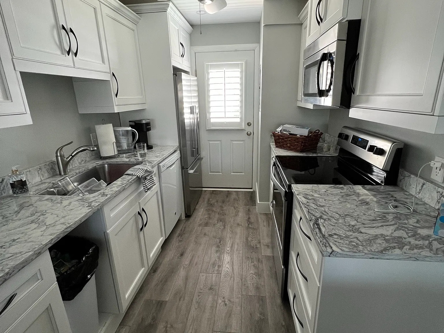 2 bed, 1020 sqft, $7,000 — Photo 3