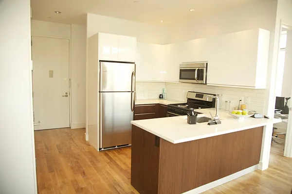 Rented by Rivington Street Leasing | media 44