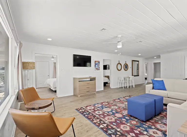 905 Perrin Dr #3 — Photo 6