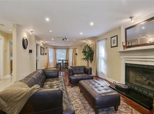 210 Birchmead Dr, Roswell, GA 30075