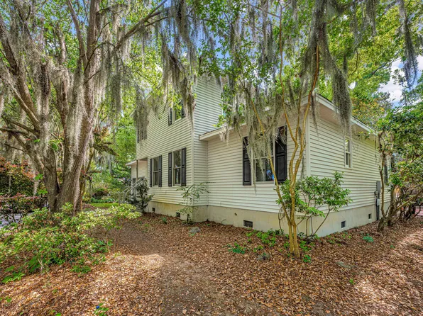 763 Lake Frances Dr, Charleston, SC 29412