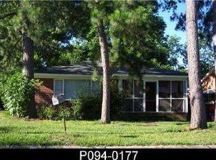 692 Villa Crest Ave, Macon, GA 31206
