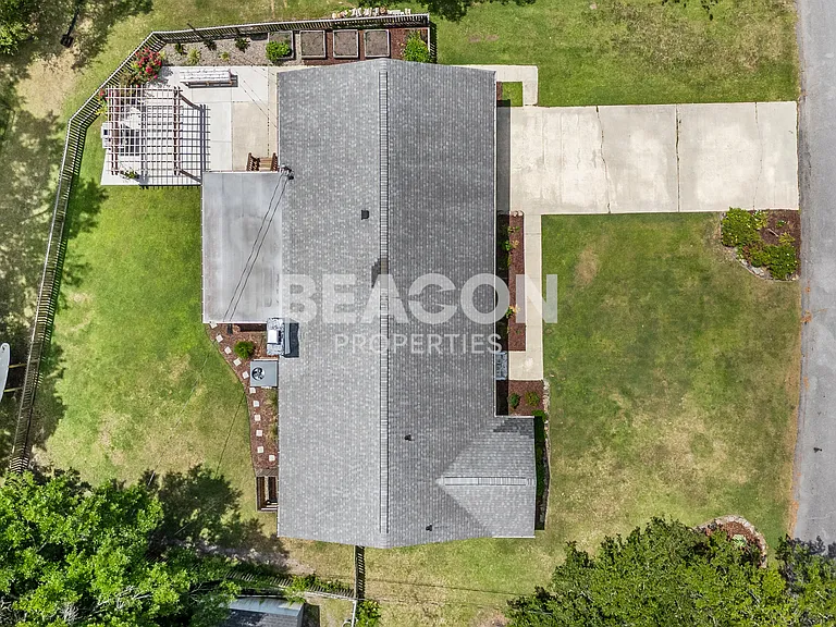 406 W Blackbeard Rd — Photo 14
