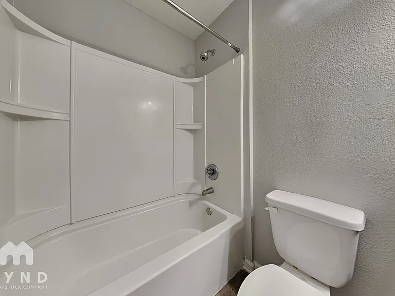 7352 Townsend Village Ln — Photo 16
