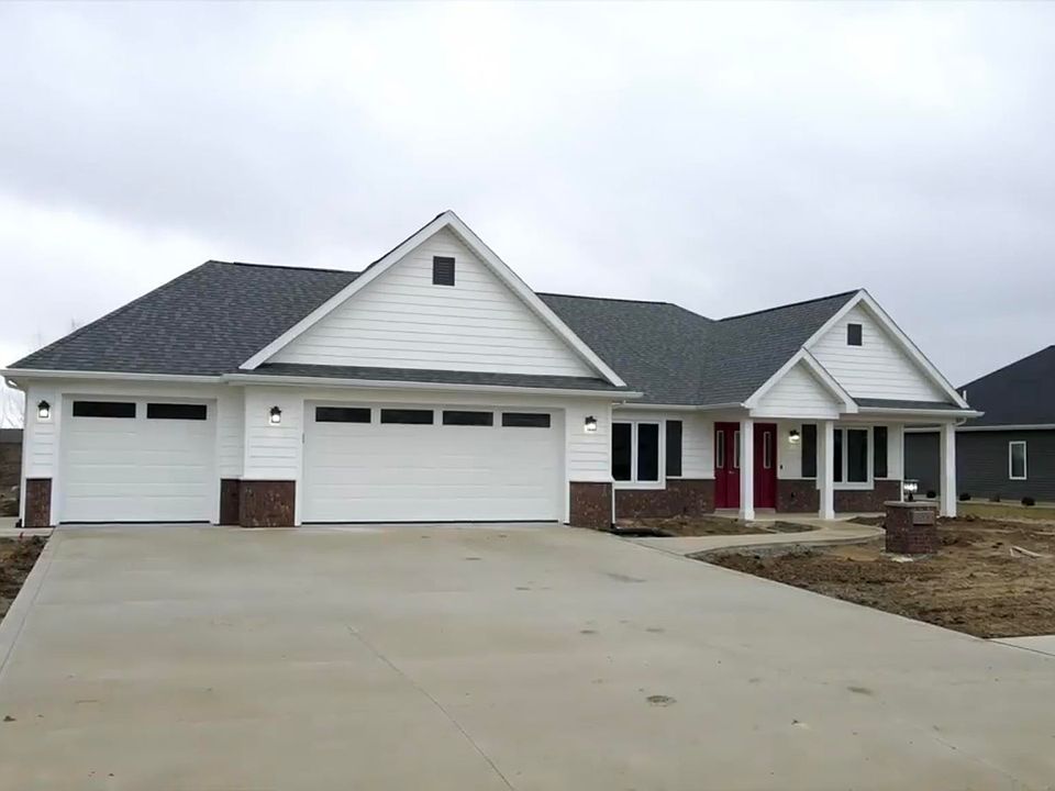 2200 Red Oak Ct, Bluffton, IN 46714 | Zillow