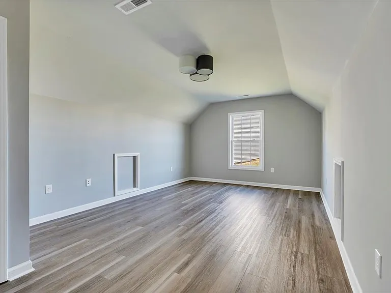 175 Bishops Gate Rd NW — Photo 13