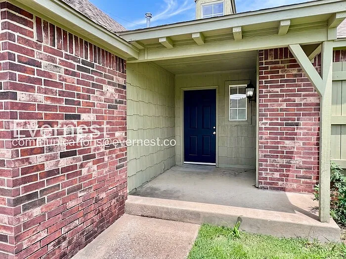 20241 E 43rd Pl S — Photo 3