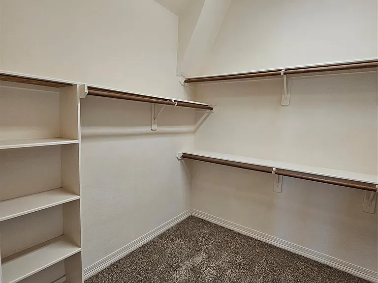 3218 Waters Edge Dr — Photo 24