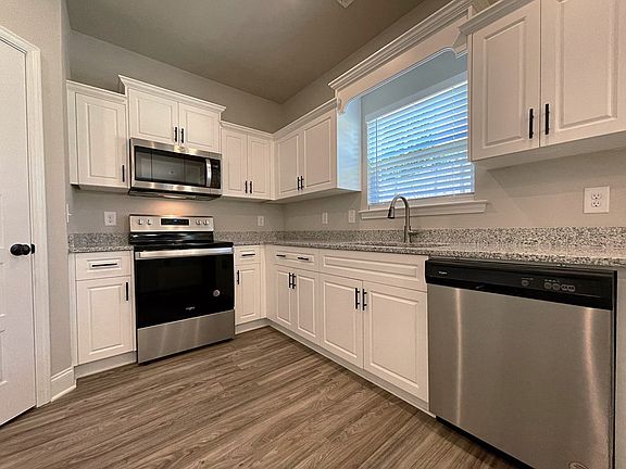 4th image of 110 Fenwick Ct Lot 19
