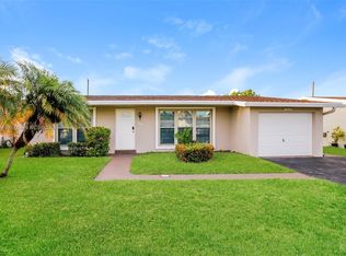 9565 NW 26th St, Sunrise, FL 33322