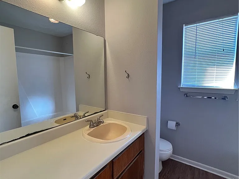 922 Spring Loop #D — Photo 10