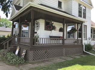 525 Hall St, Ripon, WI 54971