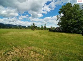 5011 McArthur Lake Rd, Naples, ID 83847
