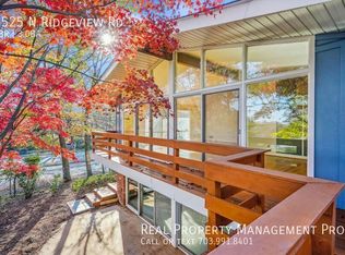 2525 N Ridgeview Rd, Arlington, VA 22207