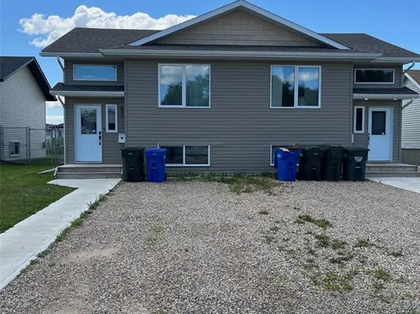 833/835 5th STREET E, Prince Albert, SK S6V 2L6