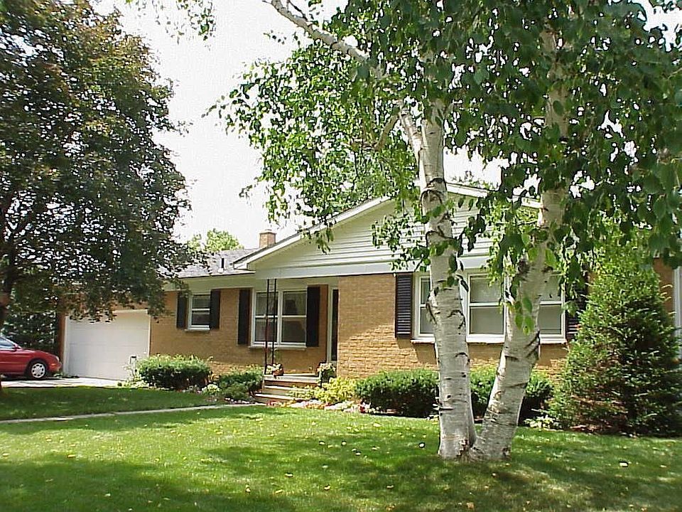 1st image of 1403 Southwick Dr