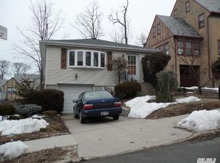3951 Glenwood St, Little Neck, NY 11363