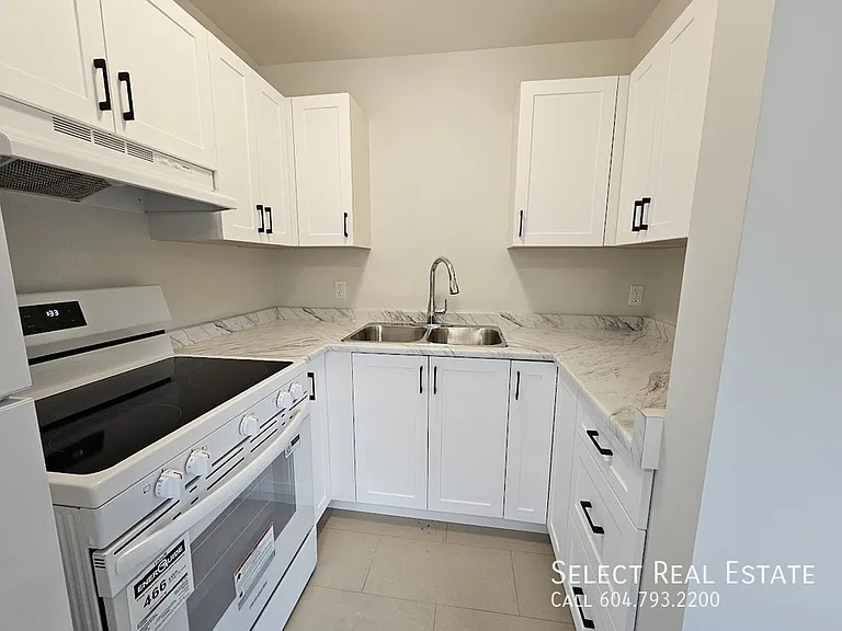45790 Lewis Ave #5 — Photo 5
