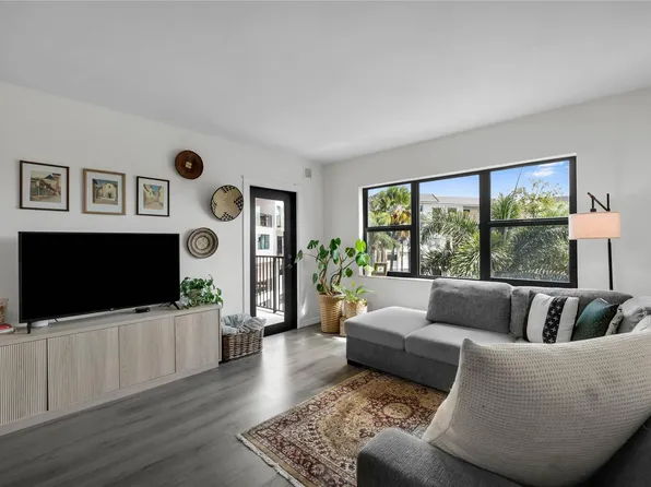 1000 River Reach Drive #302, Fort Lauderdale, FL 33315