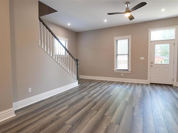 4th image of 2864 Lemp Ave