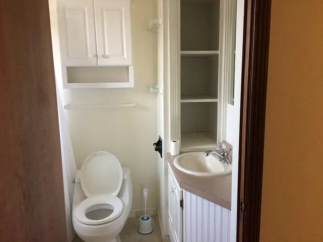 Full Bath