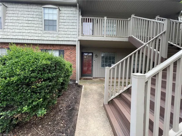3812 Country Club Rd APT B, Winston Salem, NC 27104