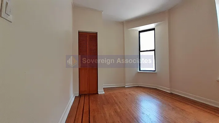 Rented by Sovereign Associates | media 13