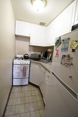 Rented by Guidance Realty Corp. | media 4