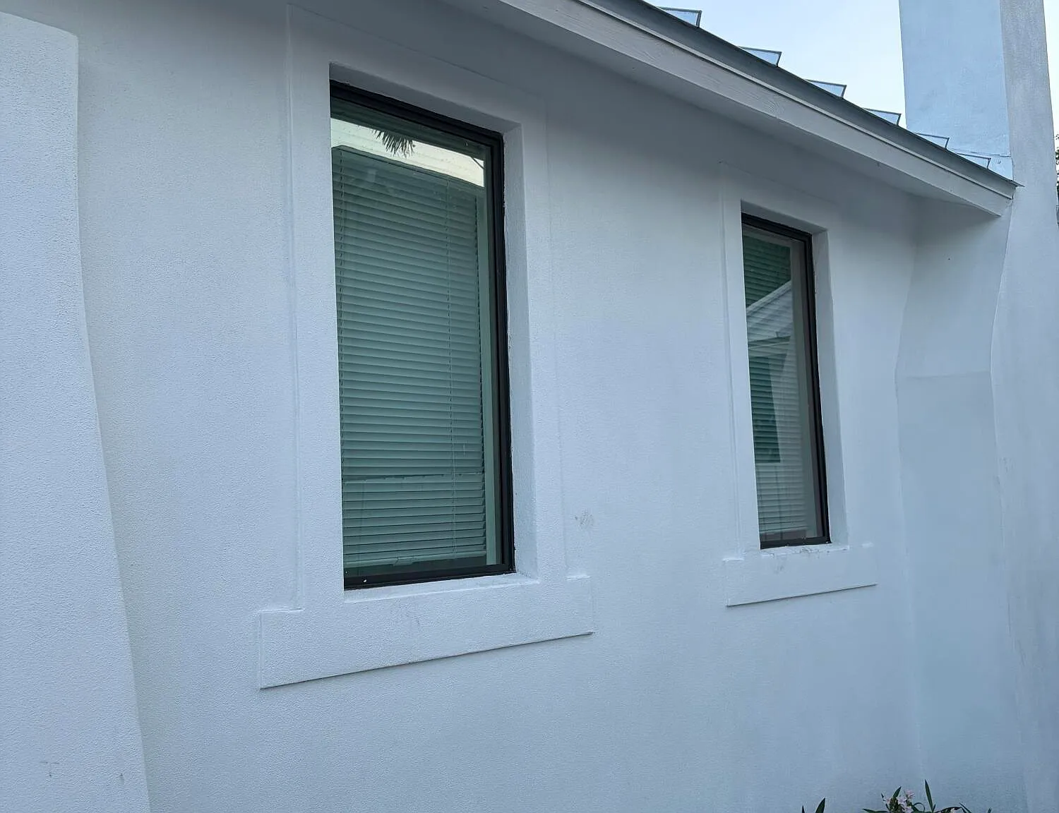 2 bed, 1.0 bath, 1096 sqft, $5,000 — Photo 3