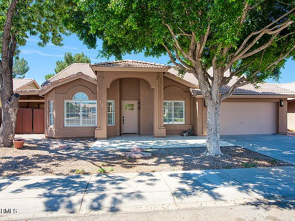 2nd image of 4507 E CAMPO BELLO Drive