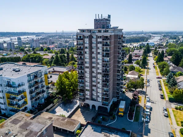 810 Saint Andrews St, New Westminster, BC V3M 1V8
