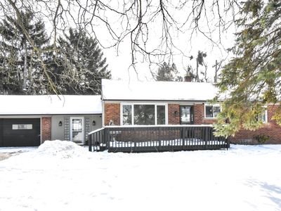 1406 N Pontiac Trl, Walled Lake, MI, 48390