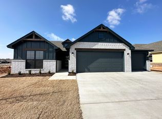 6906 S Indianwood Ave, Broken Arrow, OK 74011