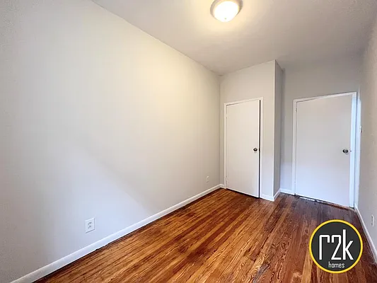 Rented by Realty 2000 Corp | media 13