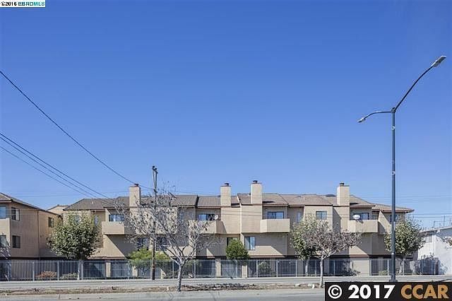 2nd image of 2830 21st St APT 27