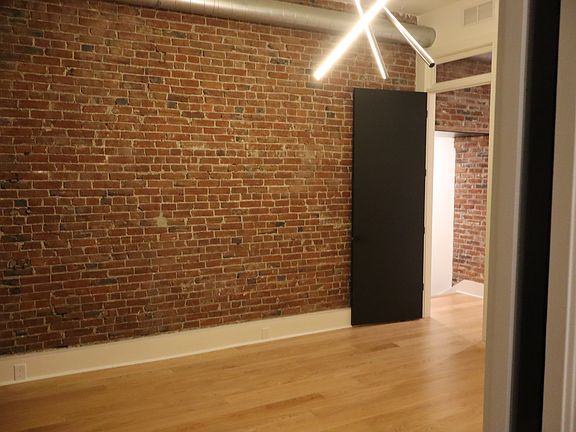 5th image of 121 S 7th St Floor 4