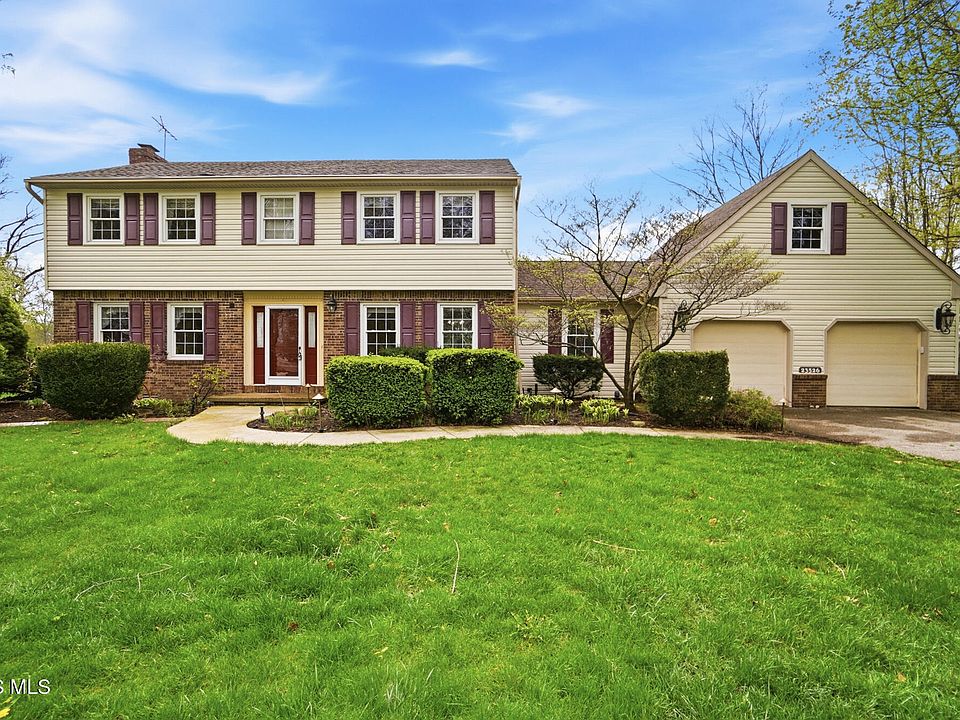 1st image of 23526 W Manor Dr