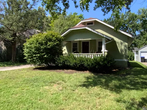 1031 SW Randolph Ave, Topeka, KS 66604
