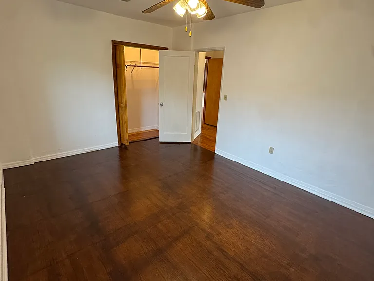 1810 SW 24th Ter — Photo 12