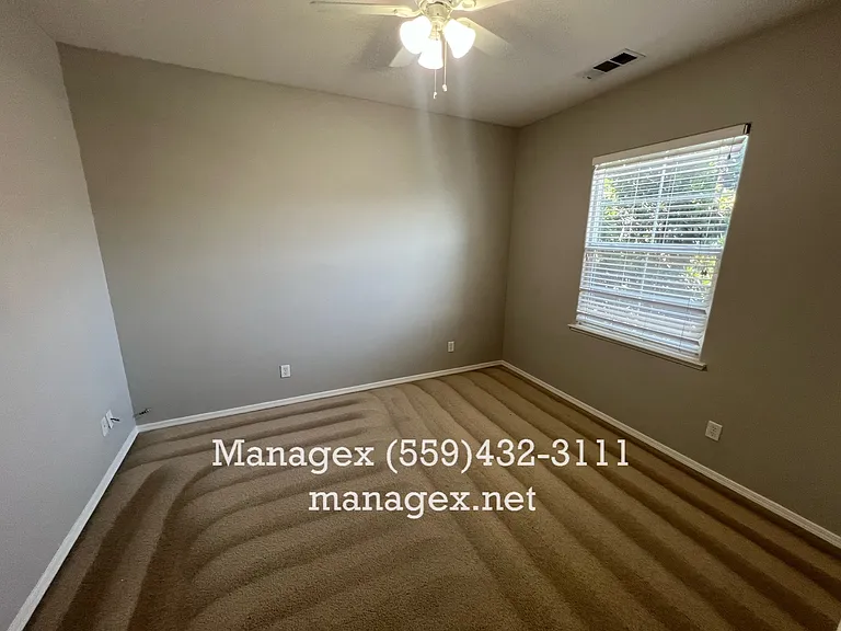 716 W Siena Ln — Photo 10