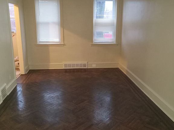 2nd image of 5537 Woodland Ave