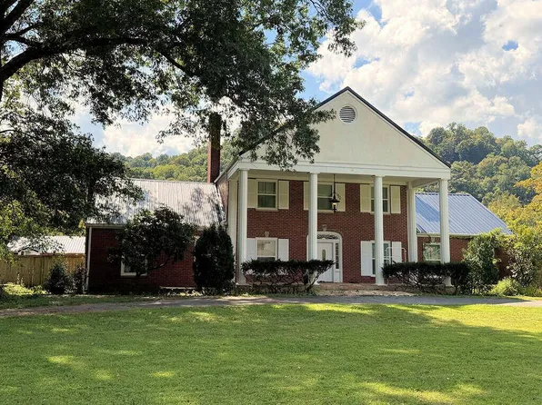 (undisclosed Address), Pikeville, KY 41501