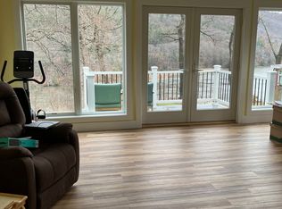 29 Tyler St, Brattleboro, VT 05301