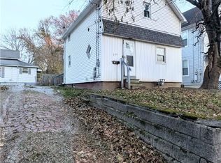 689 Kling St, Akron, OH 44311