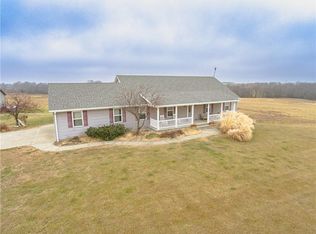 8023 NE Patton Rd, Hamilton, MO 64644
